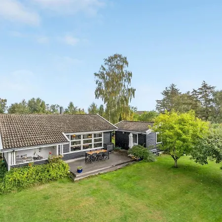 Holiday home Gaermund - 350m From The Sea In Sealand By Interhome *